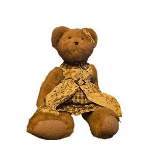 Boyd Bears Maggie B. Bearheart bear best dressed series